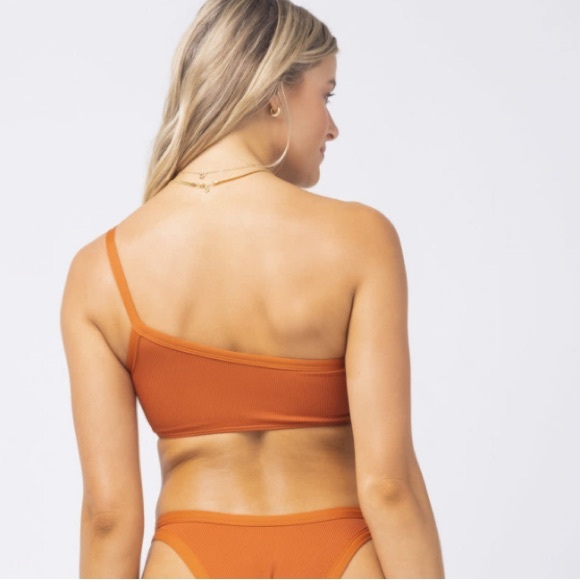 L*Space Axel Ribbed Bikini Top in Amber, One Shoulder Strap, X-Small, NWT - Picture 2 of 11